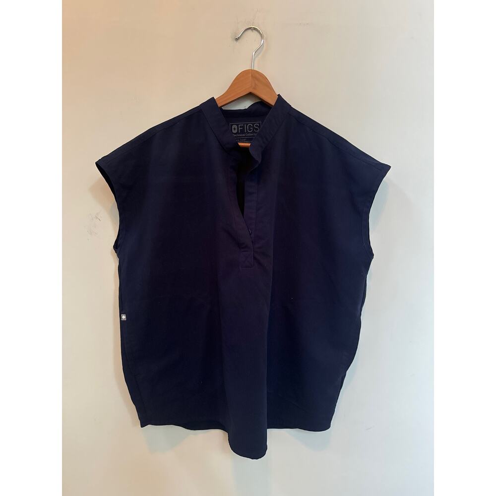 Figs Women’s Rafaela Oversized Scrub Top Technical Collection Navy Blue Large